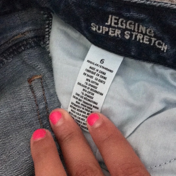 American Eagle Destroyed Jeans - Picture 3 of 3
